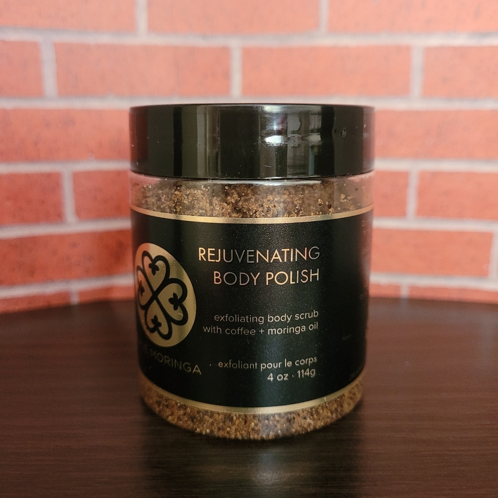True‎ Moringa Rejuvenating Body Polish